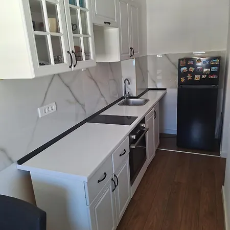 Ada Apartment